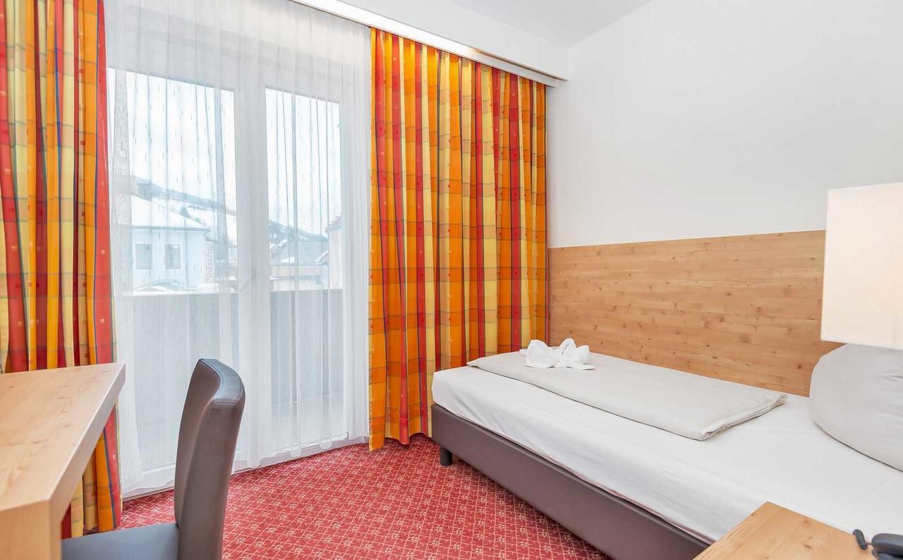 Hotel Roessl-Dependance Neue Post Schladming Kültér fotó